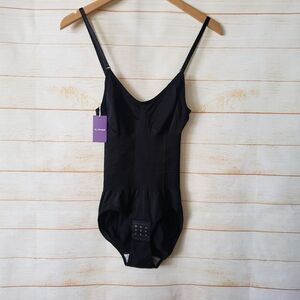 HeyShape Snatched Shapewear Slimming Bodysuit Black Women's Size Small